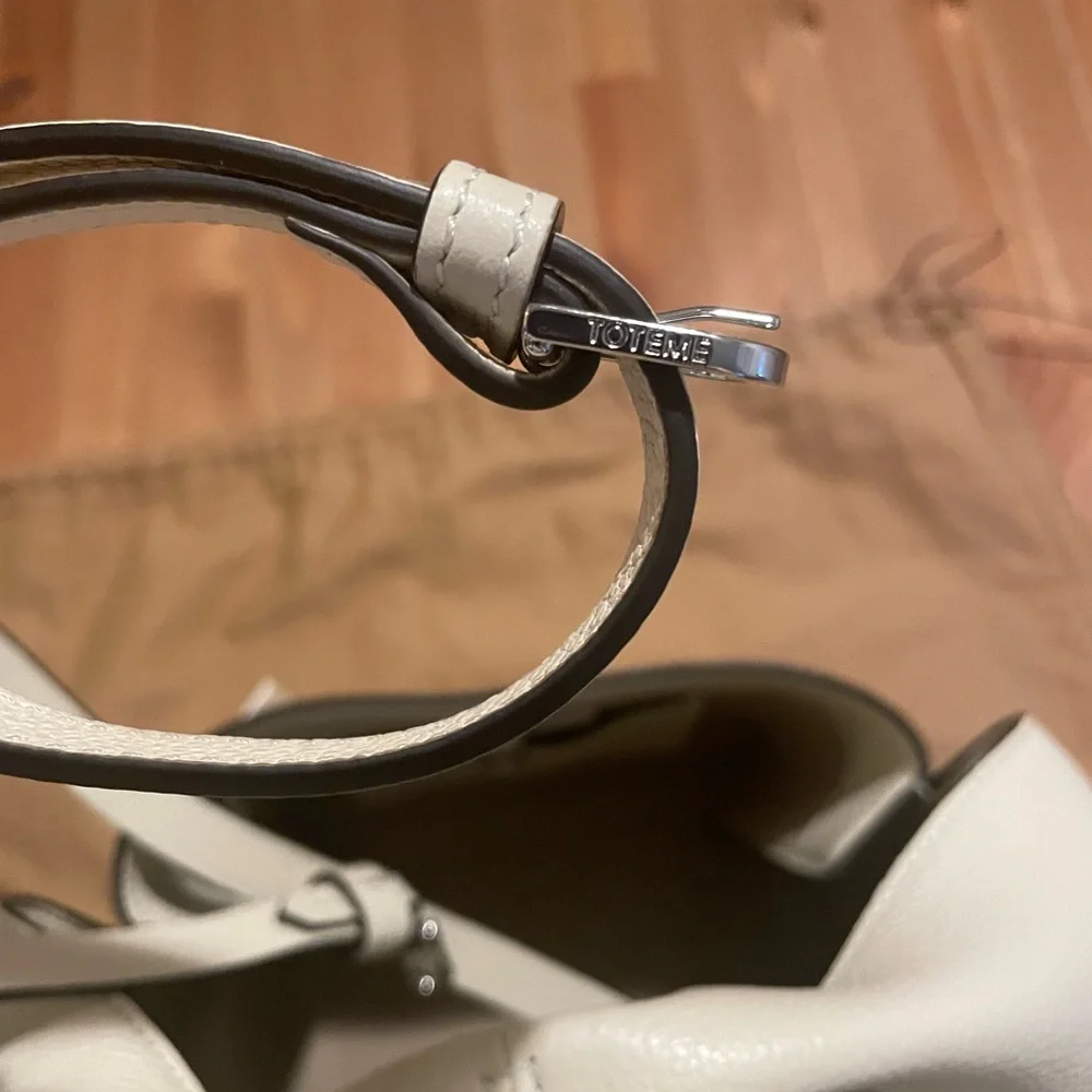 Toteme Bucket Bag - Picture 7 of 15